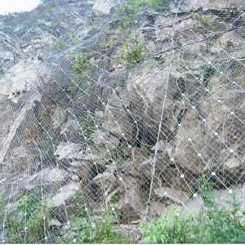 Active Rockfall Barrier System Prevents Rocks Falling Down