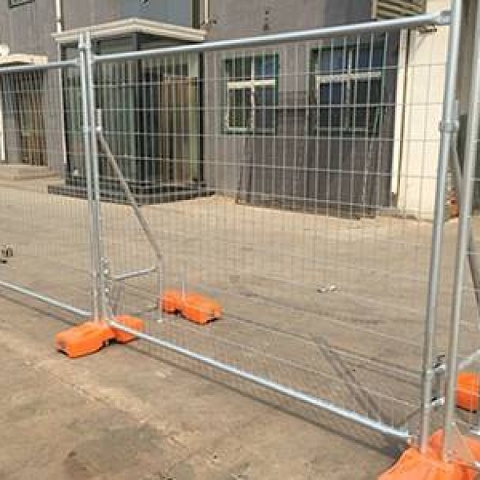 Welded Wire Temporary Panels Save Time and Money