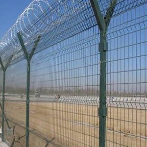 Welded razor wire fence