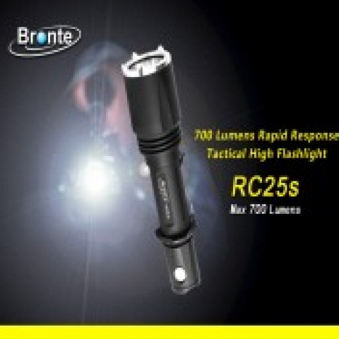 700 Lumen rapid response high tactical high density flashlight