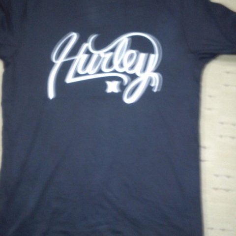 HURLEY T-Shirt Colors & Print