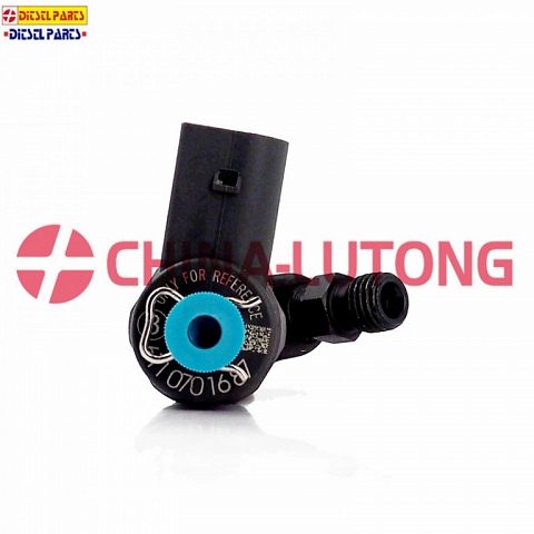 Sale Common Rail Diesel Engine Injector 6110701687-MB Cdi Injector