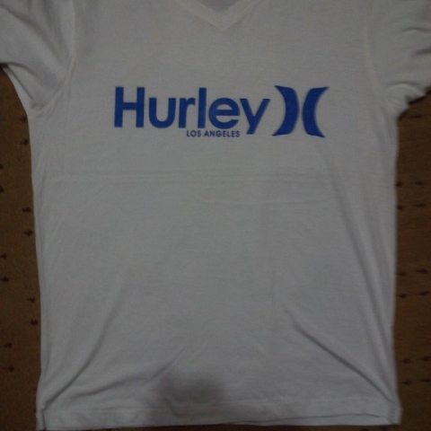 HURLEY T-Shirt Colors & Print