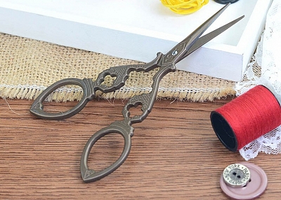 Wholesale portable stainless steel scissors