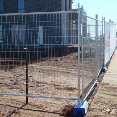 Welded Wire Temporary Panels Save Time and Money