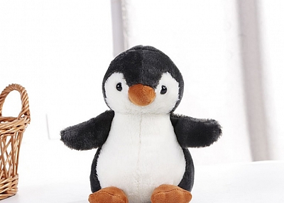   CUTE PENGUIN