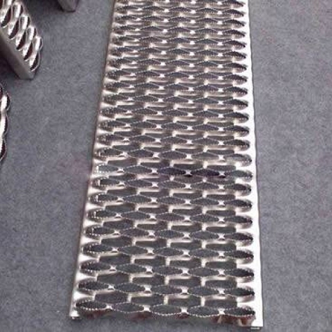 Diamond Safety Grating for Plank Grating