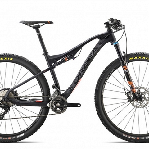 2017 Orbea OIZ 27 M30 Mountain Bike (ARIZASPORT)