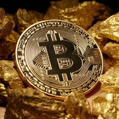 Gold IRA and Bitcoin: Combining Precious Metals and Cryptocurrency