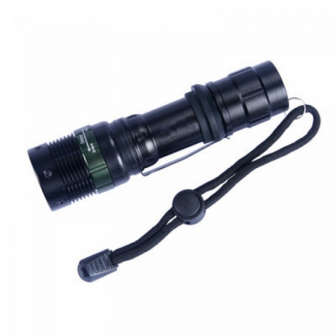 800 lumen Adjustable Beam LED flashlight 