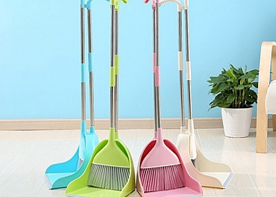 dustpan and brush