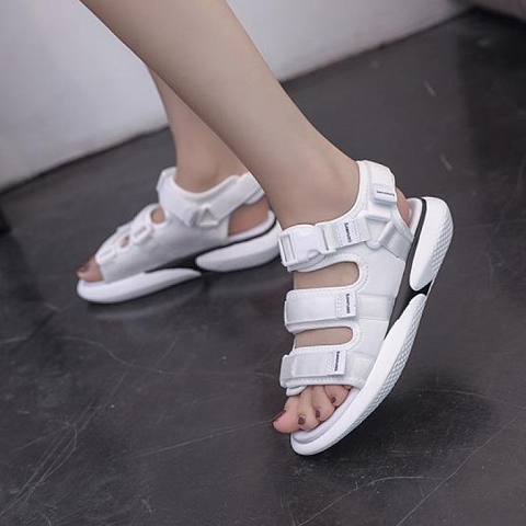 WILD FLAT CASUAL WOMEN SANDALS