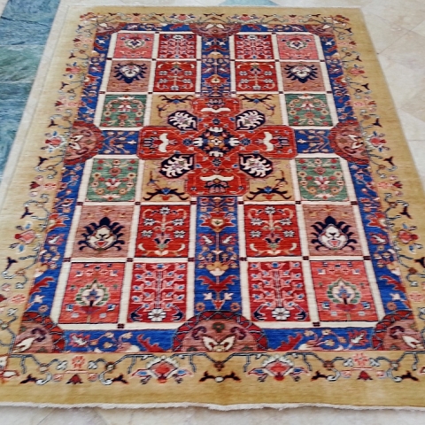 Handmade Carpets & Rugs