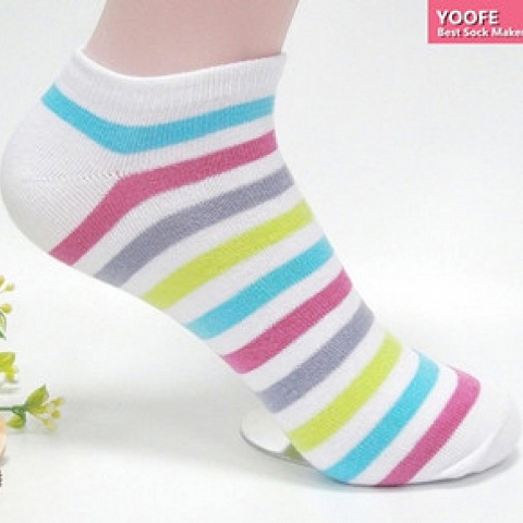 kid sock manufacturer