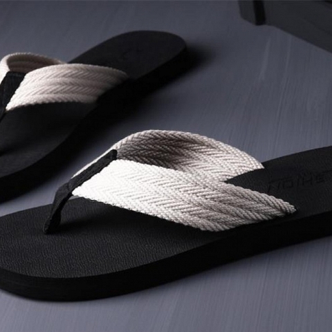 ladies flip flops