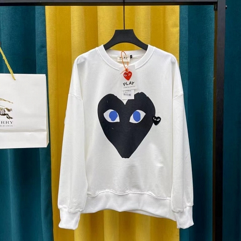 ブランド CDG 男女パーカーと シャネル秋冬スリッパ とエルメス毛布