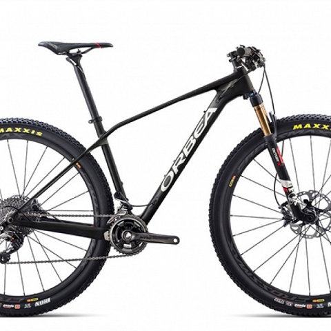 2017 Orbea Alma 27 M-Team Mountain Bike 