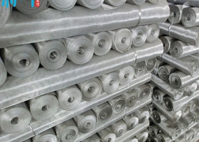 200 MESH STAINLESS STEEL WIRE MESH 0.05MM WIRE DIAMETER 1.0M X 30M PER ROLL