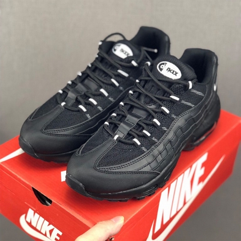 Nike Air Max 95 Running Shoes For Men in Black