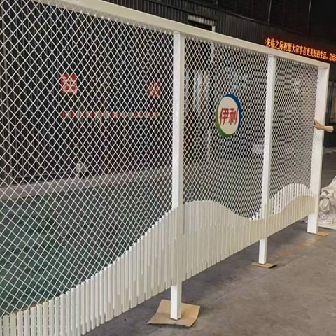 Diamond Welded Mesh Fence