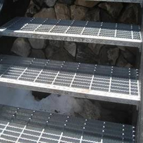 Serrated Steel Grating - Excellent for Slip Resistance