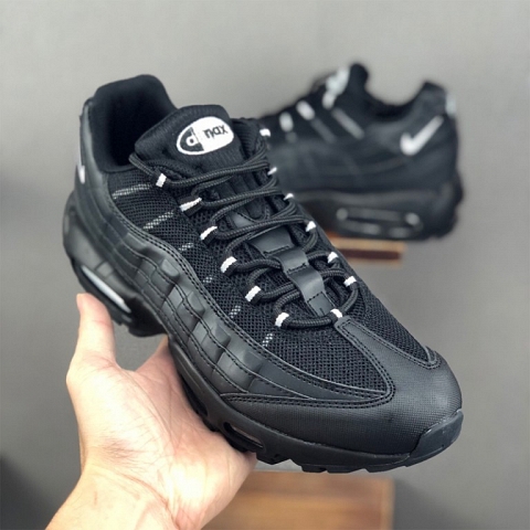 Nike Air Max 95 Shoes For Men in Black nike shoes for running