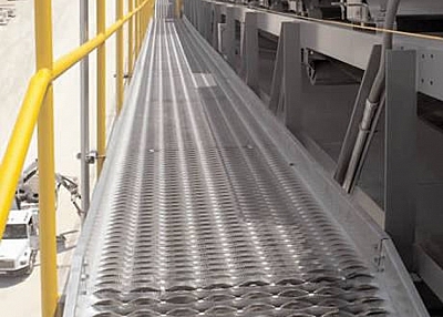 Heavy Duty Diamond-Strut Walkway