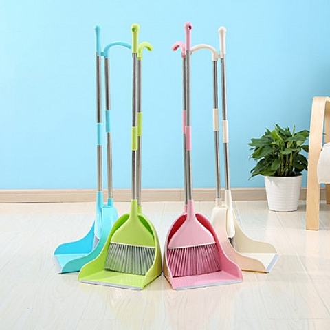 dustpan and brush