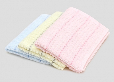   Bamboo fiber quick-drying towel