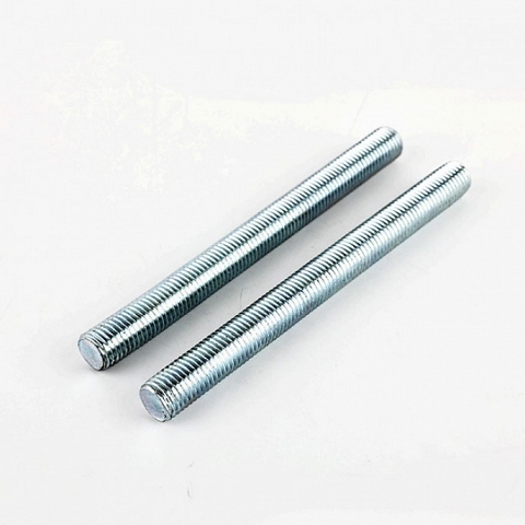 Metric thread stud bolts