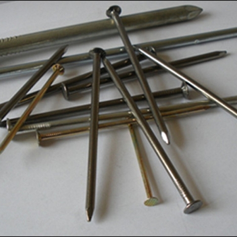 Common Round Nails